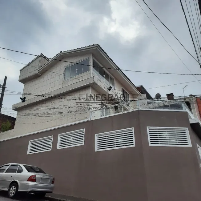 Foto 1 de Sobrado com 3 Quartos à venda, 230m² em Vila Liviero, São Paulo