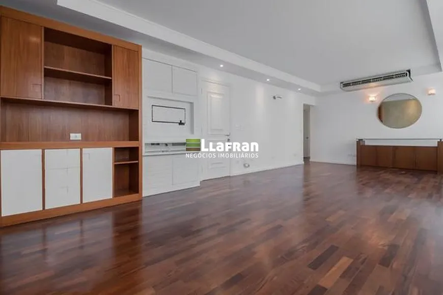 Foto 1 de Apartamento com 3 Quartos à venda, 140m² em Vila Suzana, São Paulo