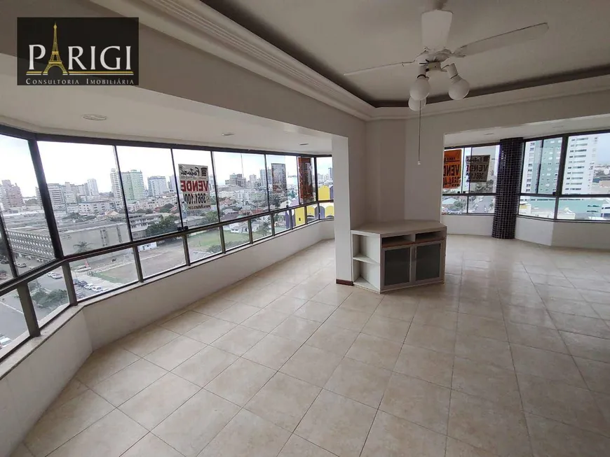 Foto 1 de Apartamento com 3 Quartos para venda ou aluguel, 180m² em Centro, Tramandaí