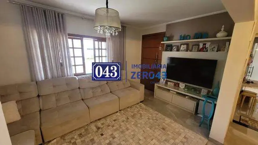 Foto 1 de Casa de Condomínio com 3 Quartos à venda, 135m² em Aeroporto, Londrina
