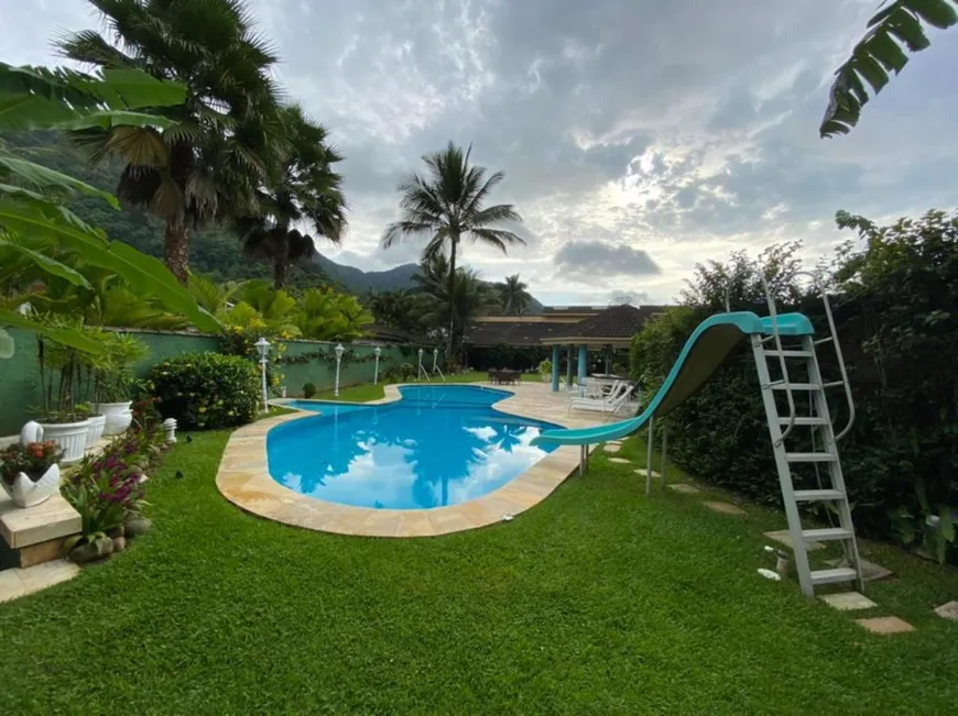 Foto 1 de Casa com 6 Quartos para alugar, 500m² em Praia Domingas Dias, Ubatuba