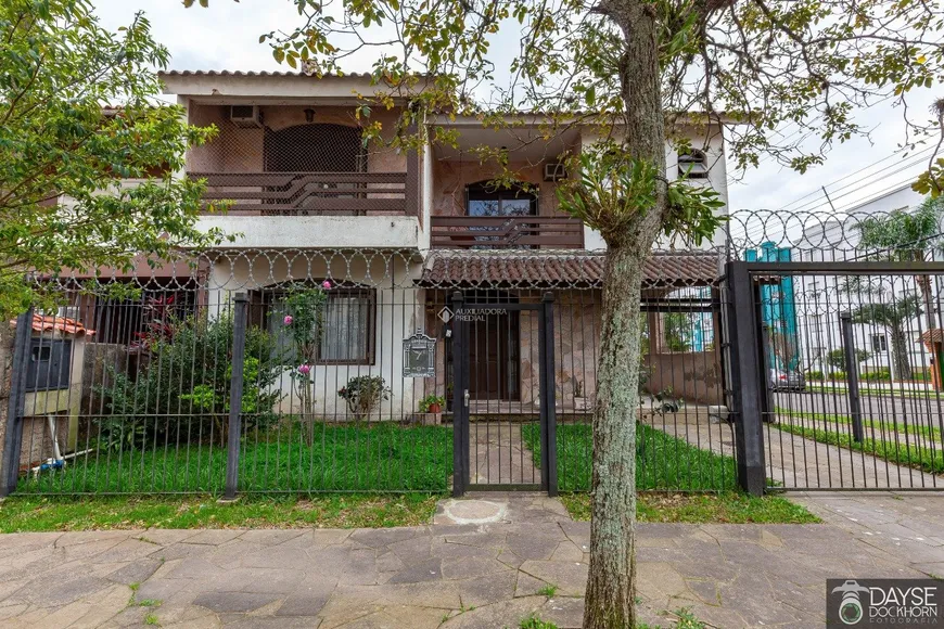 Foto 1 de Casa com 4 Quartos à venda, 267m² em Alto Petrópolis, Porto Alegre