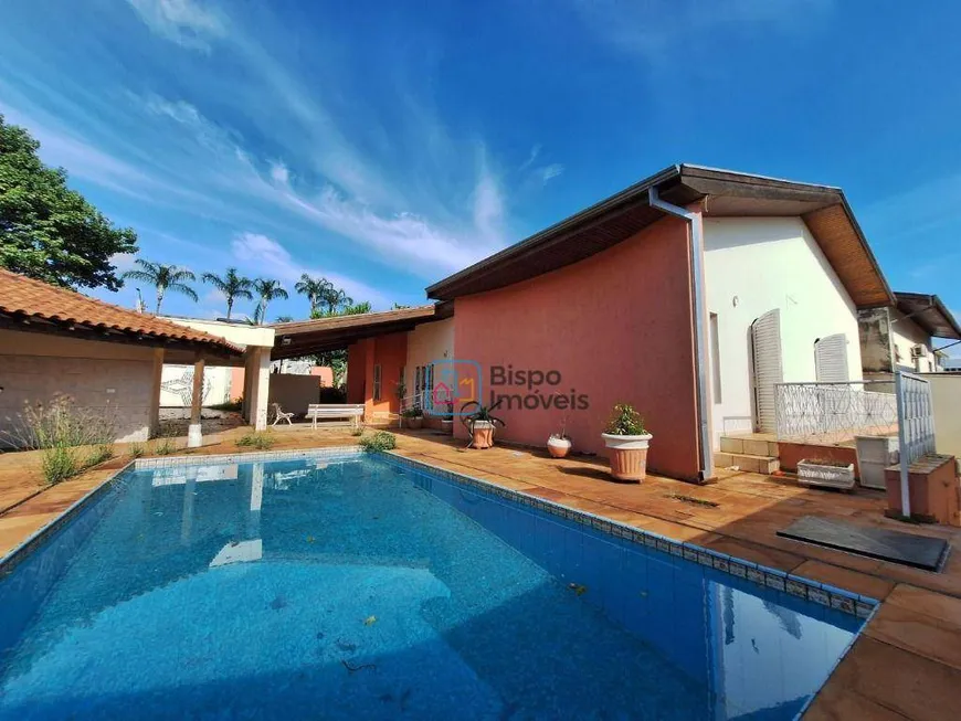 Foto 1 de Casa com 4 Quartos para venda ou aluguel, 309m² em Vila Nossa Senhora de Fátima, Americana