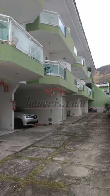 Foto 1 de Casa de Condomínio com 2 Quartos à venda, 115m² em Taquara, Rio de Janeiro