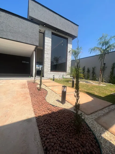 Foto 1 de Casa com 3 Quartos à venda, 185m² em Três Marias , Goiânia