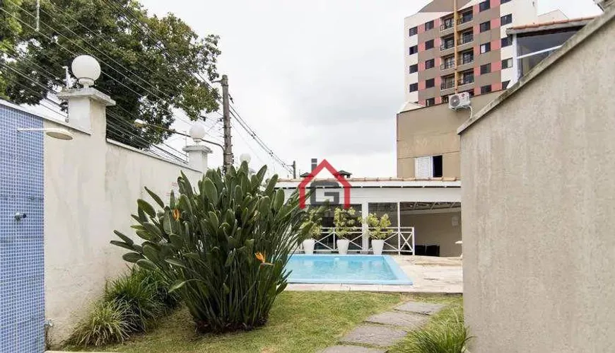 Foto 1 de Sobrado com 3 Quartos à venda, 116m² em Vila Scarpelli, Santo André