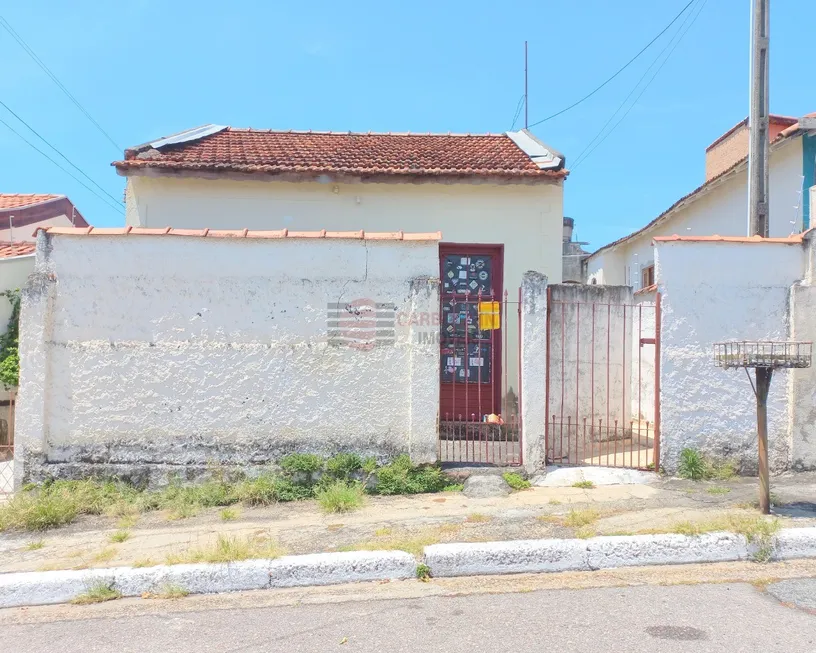 Foto 1 de Casa com 4 Quartos à venda, 120m² em Vila Santos, Caçapava