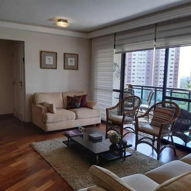 Foto 1 de Apartamento com 4 Quartos à venda, 160m² em Morumbi, São Paulo