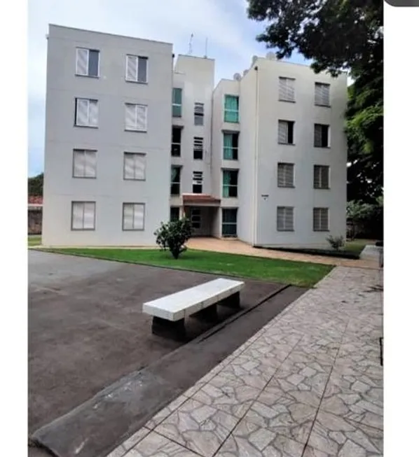 Foto 1 de Apartamento com 2 Quartos à venda, 50m² em Parque Residencial Patricia, Maringá