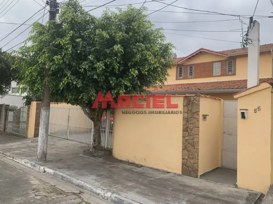 Foto 1 de Casa com 3 Quartos à venda, 215m² em Bosque dos Eucaliptos, São José dos Campos