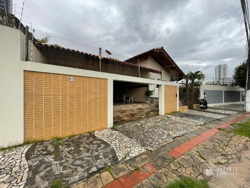 Foto 1 de Casa com 3 Quartos à venda, 343m² em Batista Campos, Belém