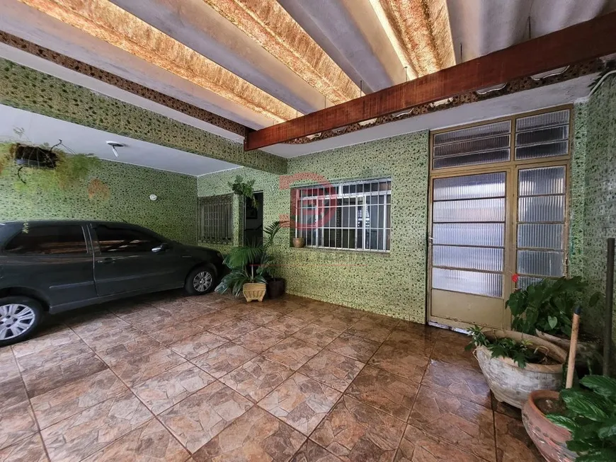 Foto 1 de Sobrado com 4 Quartos à venda, 200m² em Vila Granada, São Paulo
