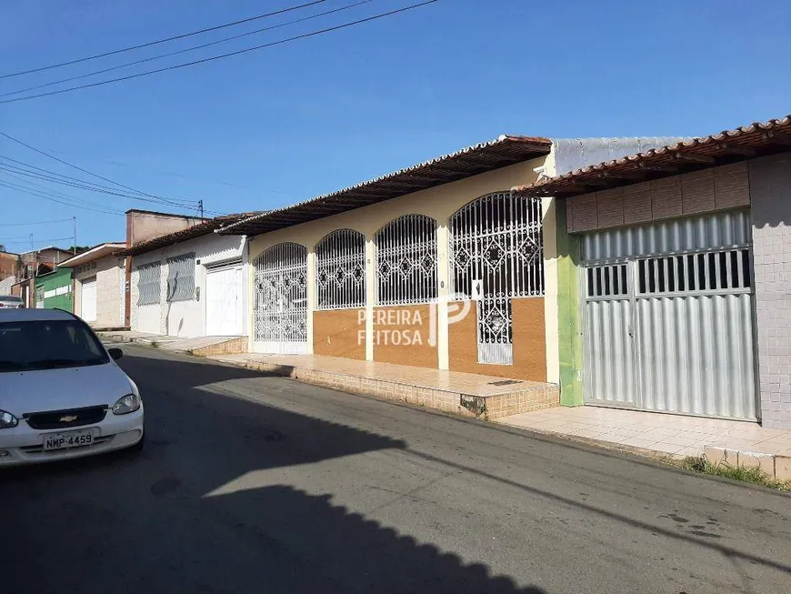Foto 1 de Casa com 3 Quartos para venda ou aluguel, 278m² em Vinhais, São Luís