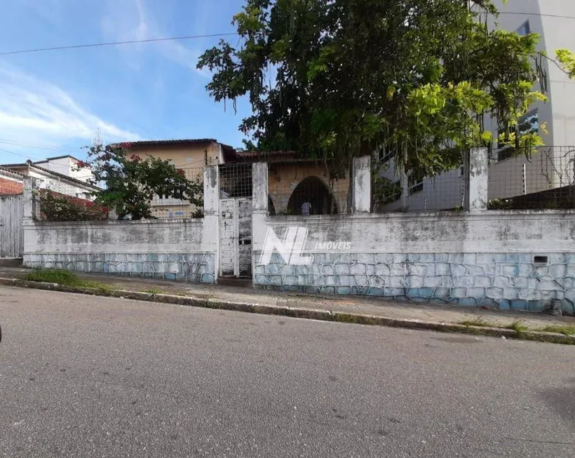 Foto 1 de Casa com 5 Quartos à venda, 330m² em Cidade Alta, Natal