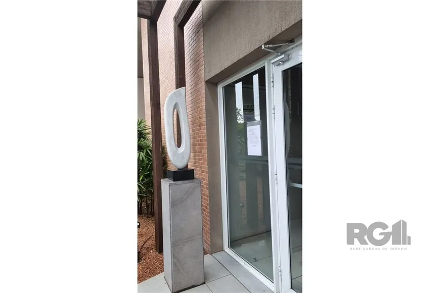 Foto 1 de Apartamento com 2 Quartos à venda, 59m² em Teresópolis, Porto Alegre