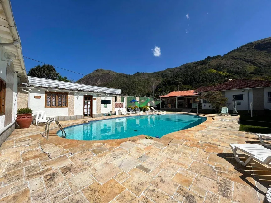 Foto 1 de Casa com 3 Quartos à venda, 5000m² em Quebra Frascos, Teresópolis