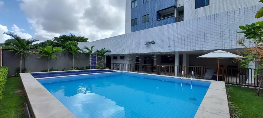 Foto 1 de Apartamento com 2 Quartos à venda, 56m² em Caxangá, Recife