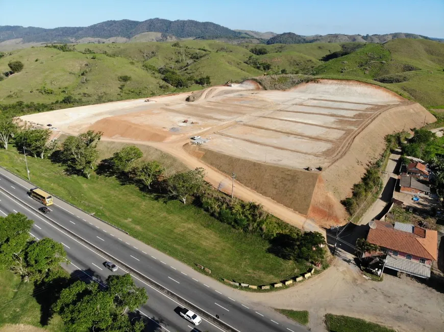 Foto 1 de Lote/Terreno à venda, 20000m² em Arrozal, Piraí