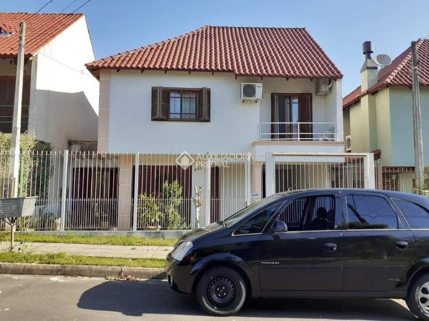 Foto 1 de Casa com 3 Quartos à venda, 162m² em Mário Quintana, Porto Alegre