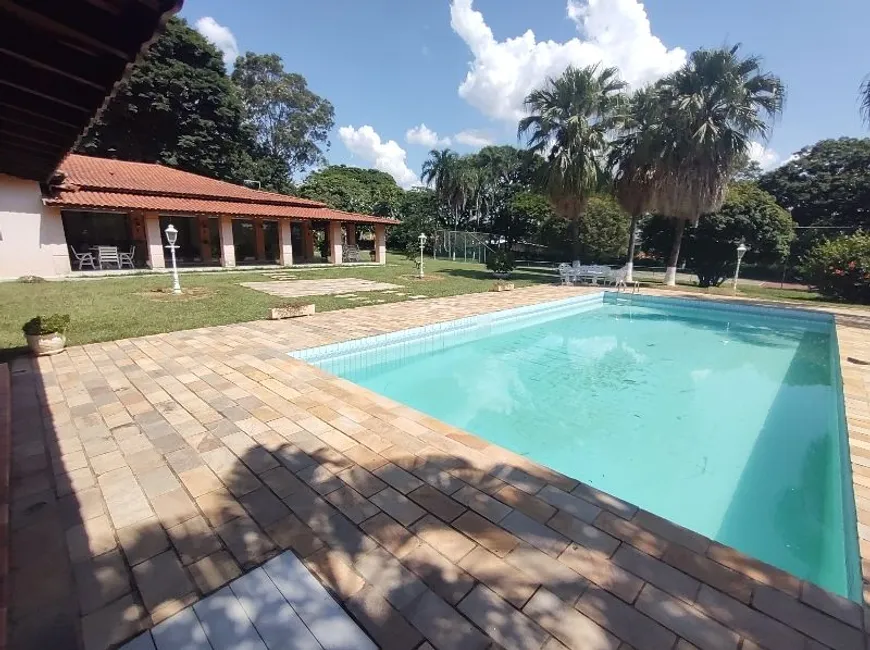 Foto 1 de Fazenda/Sítio com 4 Quartos à venda, 340m² em Recanto Campestre Internacional de Viracopos Gleba 6, Indaiatuba