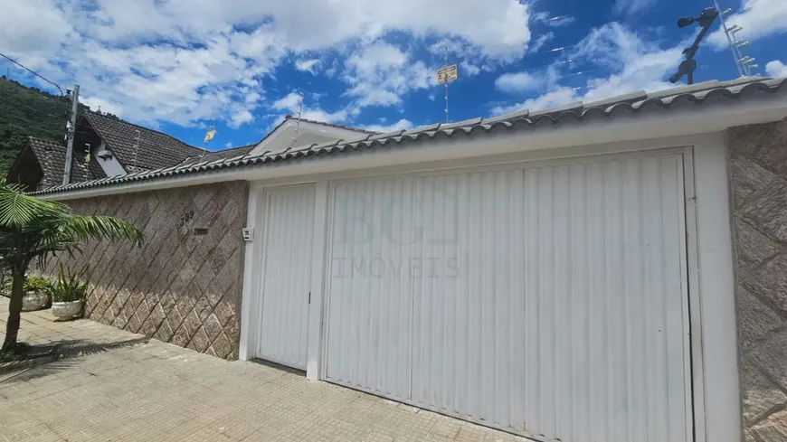 Foto 1 de Casa com 2 Quartos à venda, 160m² em João Pinheiro, Poços de Caldas