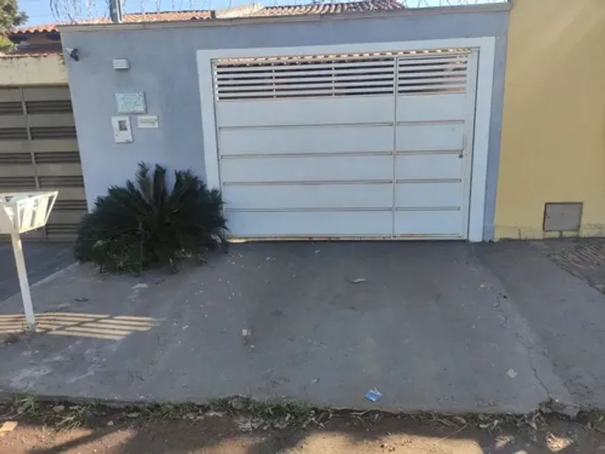 Foto 1 de Casa com 2 Quartos à venda, 59m² em Residencial Ytapua, Goiânia