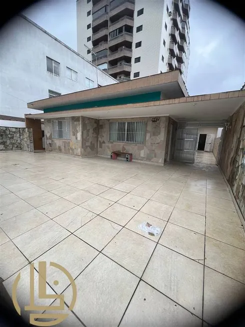 Foto 1 de Casa com 2 Quartos para venda ou aluguel, 309m² em Vila Tupi, Praia Grande