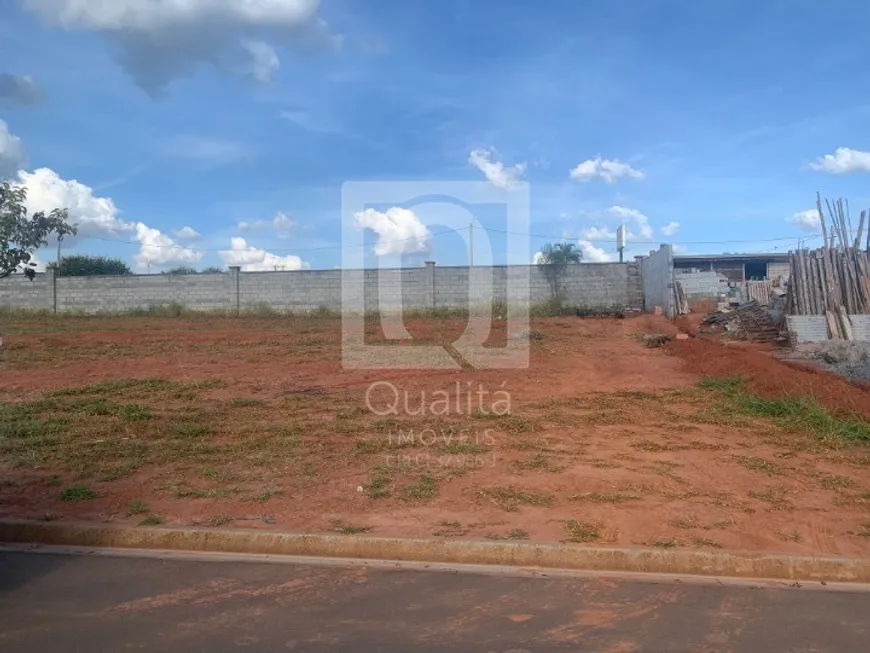 Foto 1 de Lote/Terreno à venda, 250m² em , Salto de Pirapora