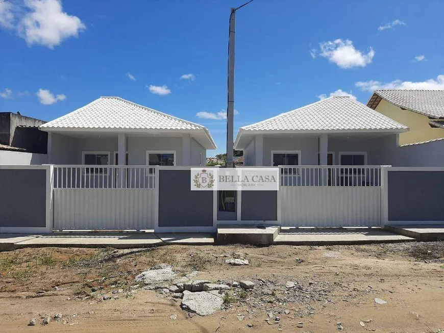 Foto 1 de Casa com 2 Quartos à venda, 70m² em Fazendinha, Araruama