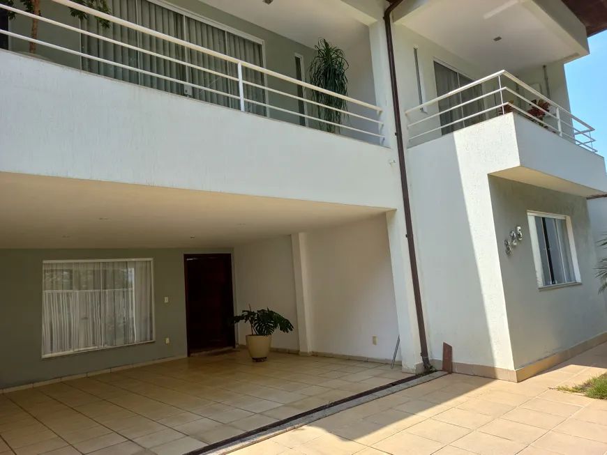 Foto 1 de Sobrado com 5 Quartos à venda, 325m² em Morada Colina, Resende
