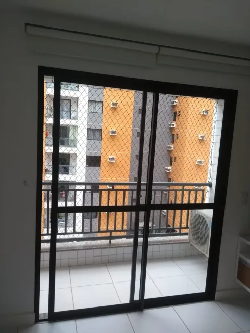 Foto 1 de Apartamento com 2 Quartos para alugar, 57m² em Calhau, São Luís