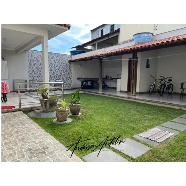 Foto 1 de Casa com 5 Quartos à venda, 280m² em Araçás, Vila Velha