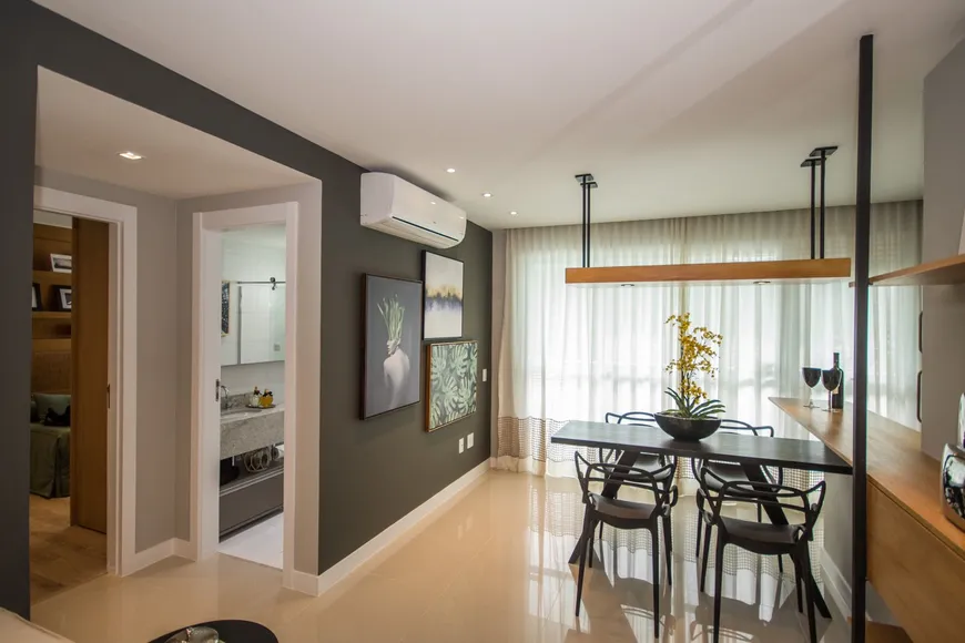 Foto 1 de Apartamento com 3 Quartos à venda, 74m² em Barra da Tijuca, Rio de Janeiro