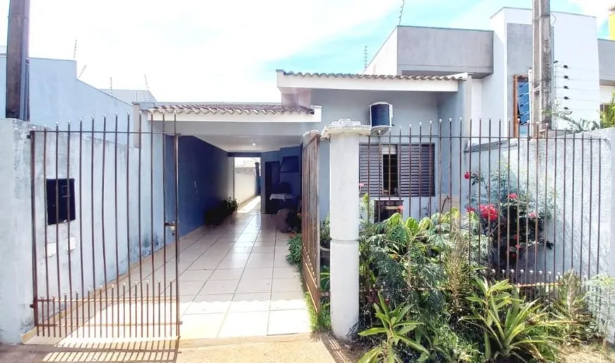 Foto 1 de Casa com 3 Quartos à venda, 90m² em Jardim Dias I, Maringá