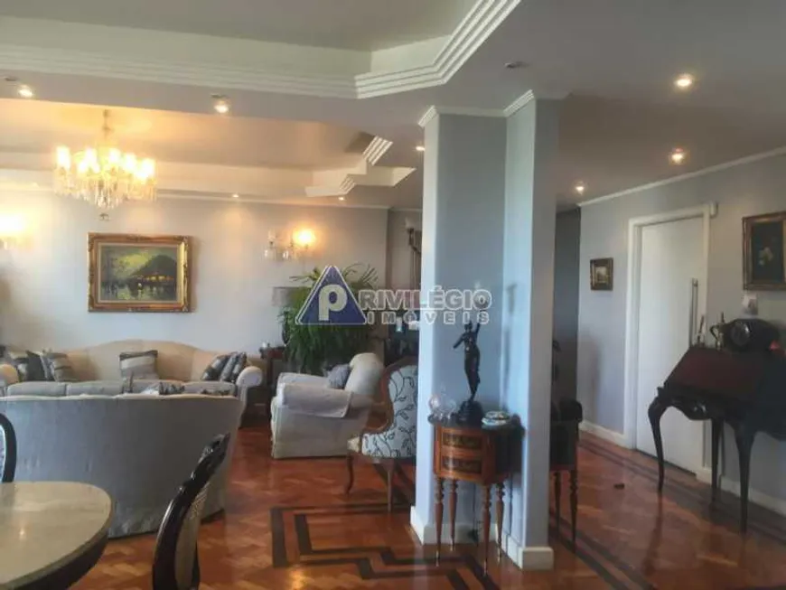 Foto 1 de Apartamento com 4 Quartos à venda, 301m² em Copacabana, Rio de Janeiro