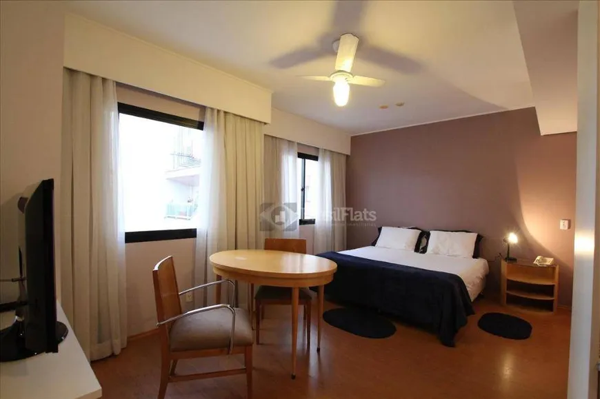 Foto 1 de Flat com 1 Quarto para alugar, 30m² em Indianópolis, São Paulo