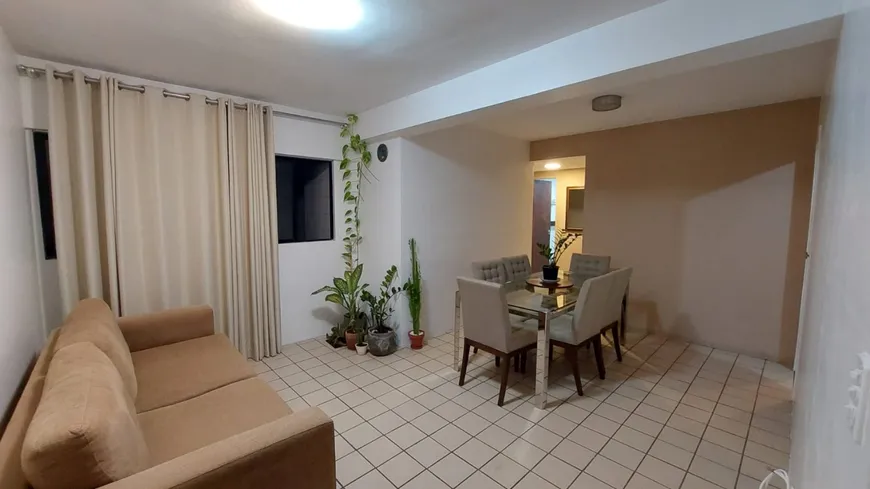 Foto 1 de Apartamento com 3 Quartos para venda ou aluguel, 65m² em Boa Viagem, Recife