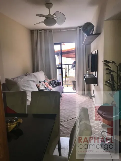 Foto 1 de Apartamento com 2 Quartos à venda, 68m² em Centro, Vassouras