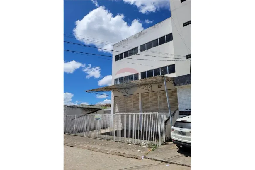 Foto 1 de Galpão/Depósito/Armazém para alugar, 900m² em Agamenom Magalhaes, Caruaru