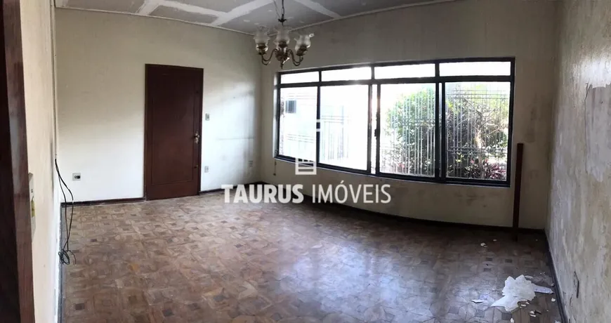 Foto 1 de Casa com 3 Quartos à venda, 180m² em Osvaldo Cruz, São Caetano do Sul