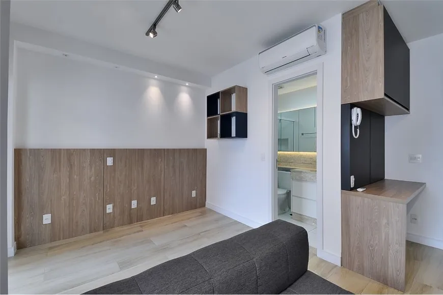 Foto 1 de Apartamento com 1 Quarto à venda, 33m² em Higienópolis, São Paulo