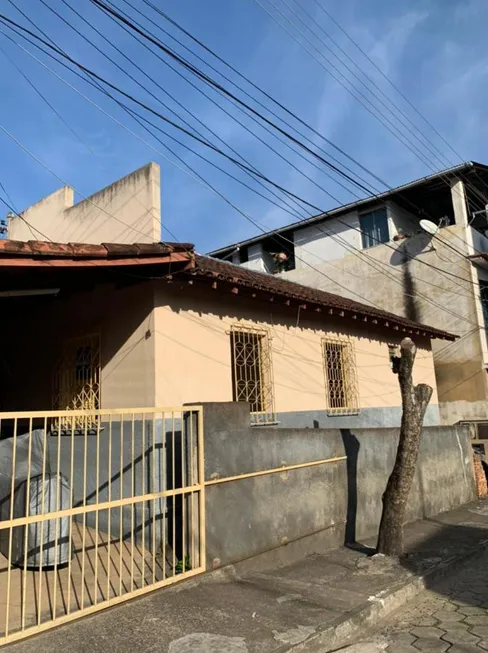 Foto 1 de Casa com 3 Quartos à venda, 200m² em Vila Lenira, Colatina