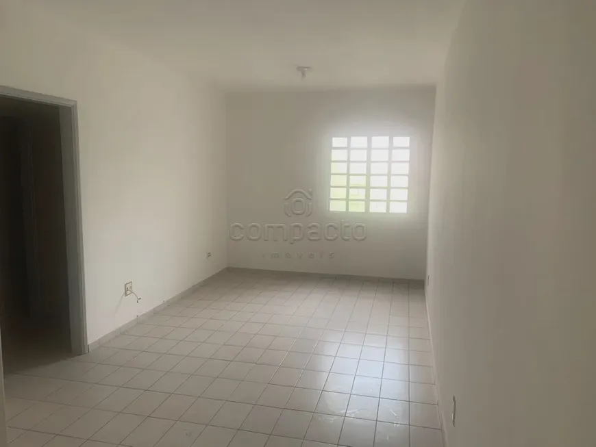 Foto 1 de Apartamento com 3 Quartos à venda, 75m² em Parque Industrial, São José do Rio Preto