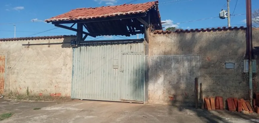 Foto 1 de Fazenda/Sítio com 3 Quartos à venda, 4000m² em Area Rural de Ceilandia, Brasília