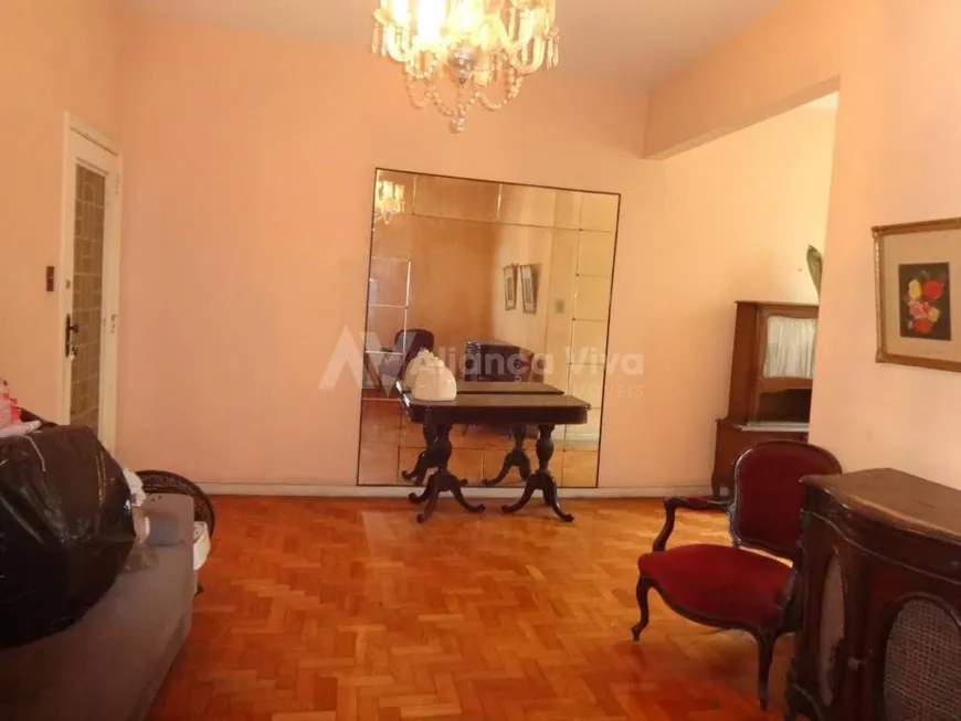 Foto 1 de Apartamento com 3 Quartos à venda, 114m² em Laranjeiras, Rio de Janeiro
