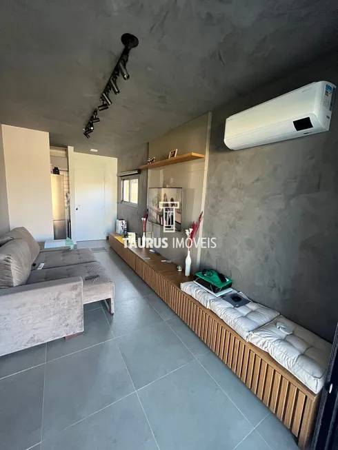 Foto 1 de Apartamento com 1 Quarto à venda, 90m² em Vila Valparaiso, Santo André