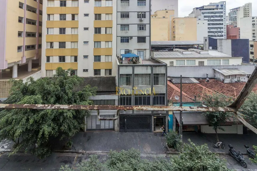 Foto 1 de Kitnet com 1 Quarto à venda, 28m² em Vila Buarque, São Paulo