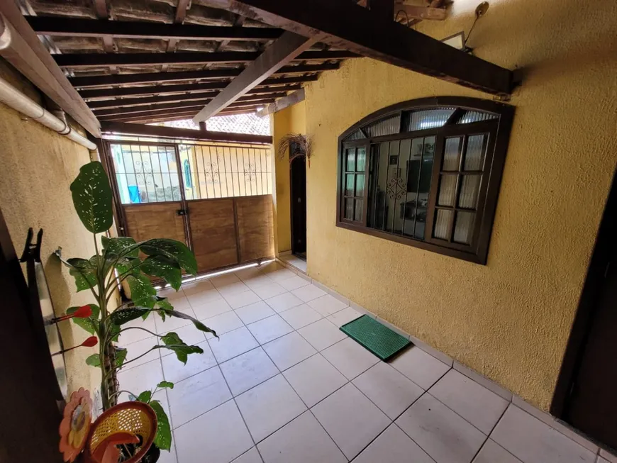 Foto 1 de Casa com 2 Quartos à venda, 68m² em Santa Eugênia, Nova Iguaçu