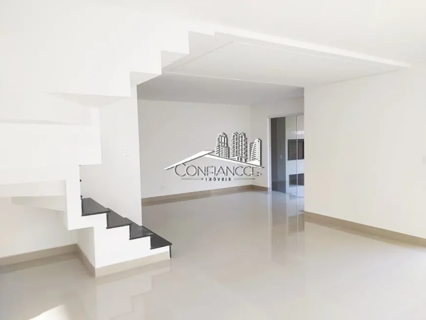 Foto 1 de Casa de Condomínio com 3 Quartos à venda, 132m² em Campo Comprido, Curitiba