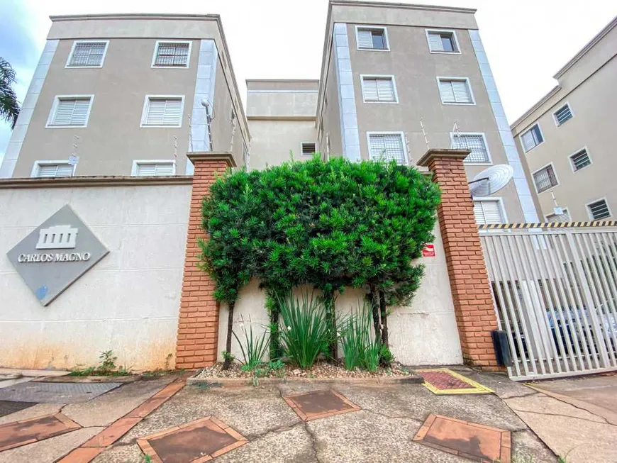 Foto 1 de Apartamento com 3 Quartos à venda, 64m² em Vila Monteiro, São Carlos